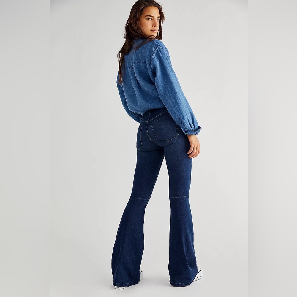 Penny Pull On Flare Jeans by Free People in Rich Blue Size 25